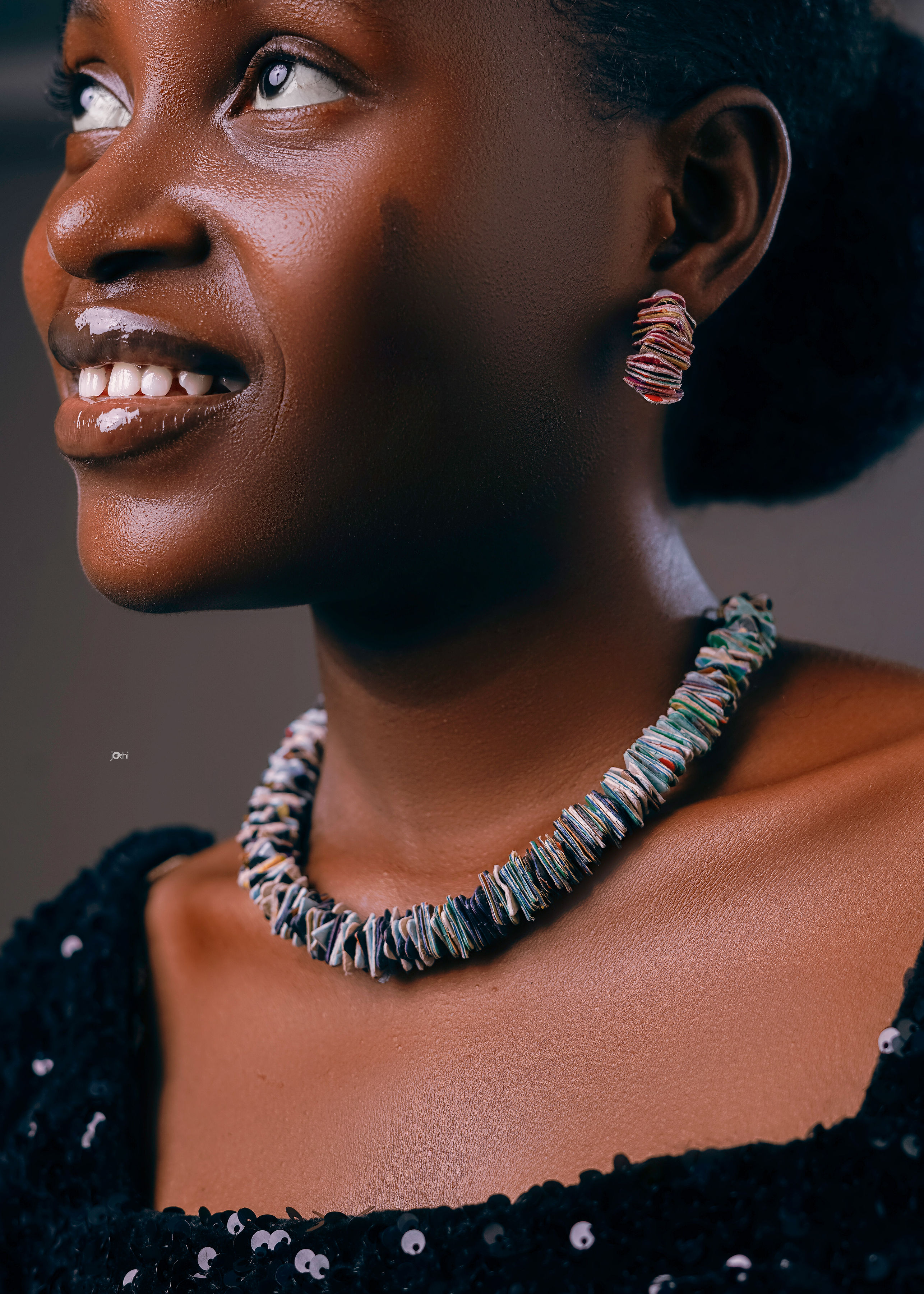 arayii wearing Ajoke Neck piece